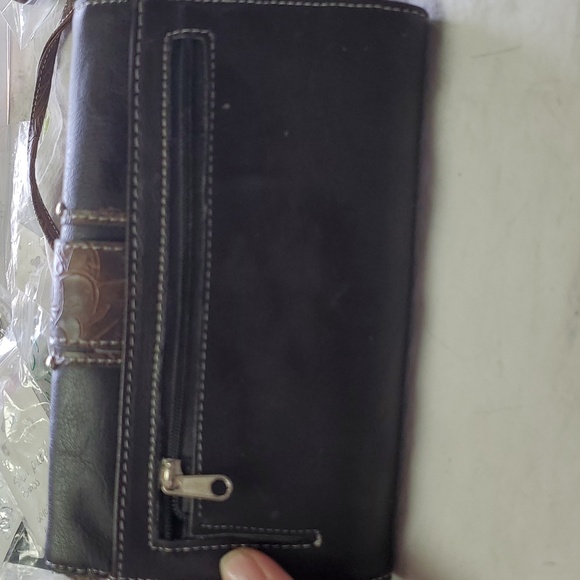 Belt buckle wrist wallet - Picture 5 of 5